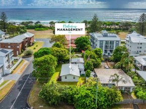 Cosy Pet Friendly Beach House, Kingscliff